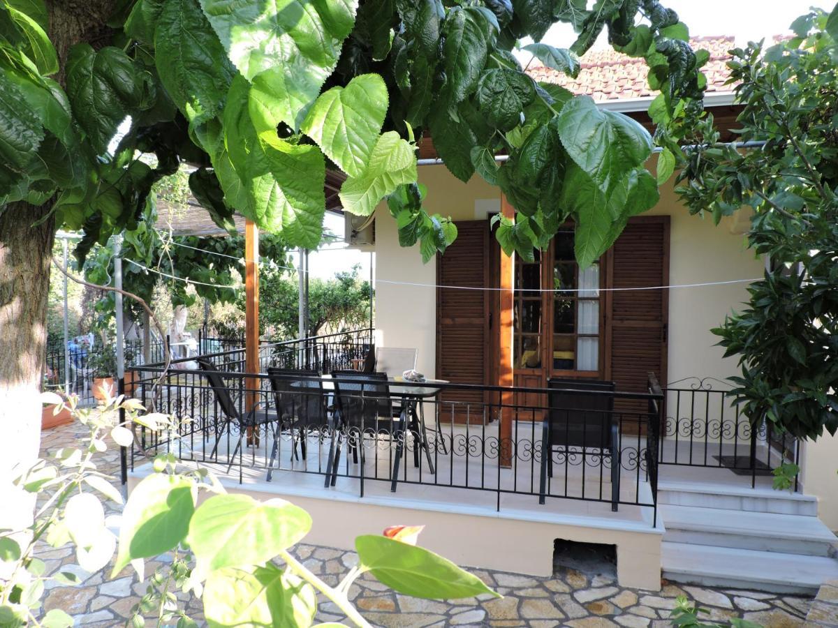 Calm House In Sivros Village, Lefkada エクステリア 写真