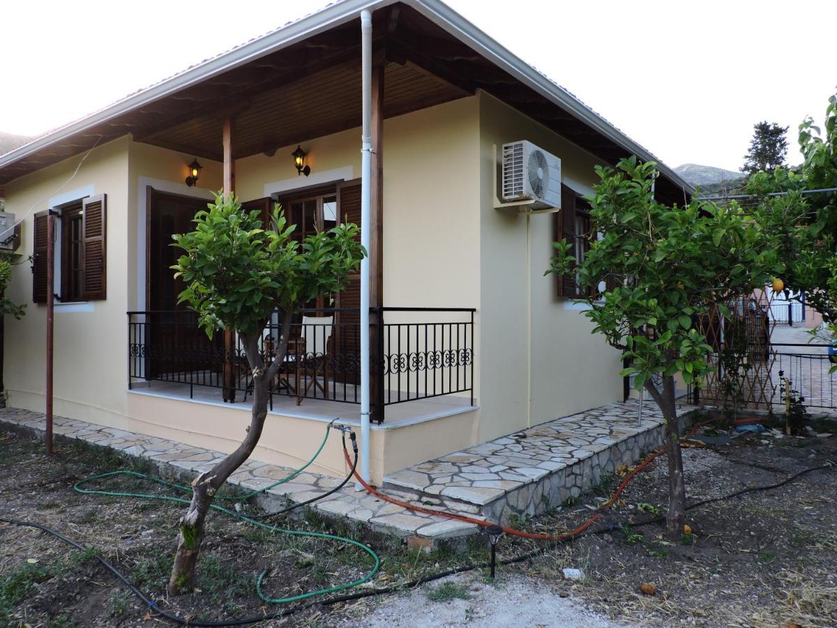 Calm House In Sivros Village, Lefkada エクステリア 写真